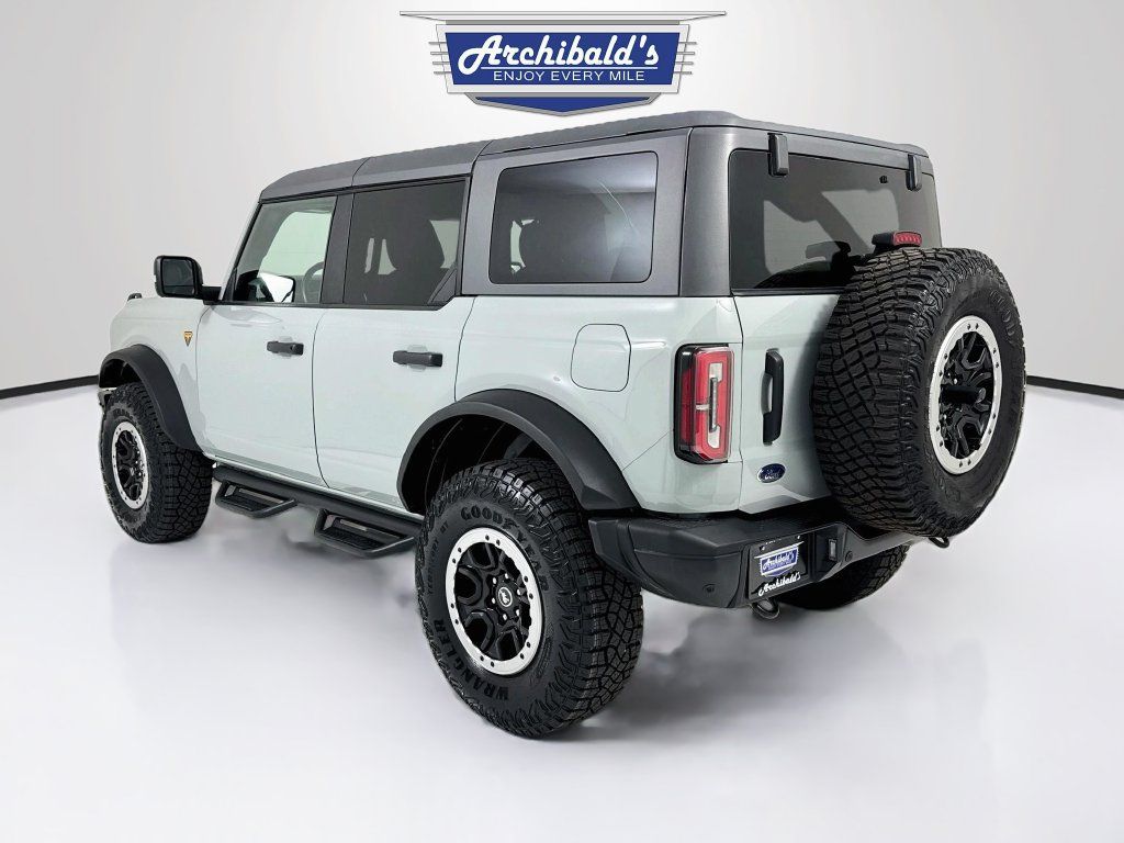 Used 2022 Ford Bronco Badlands AWD/4WD image 6