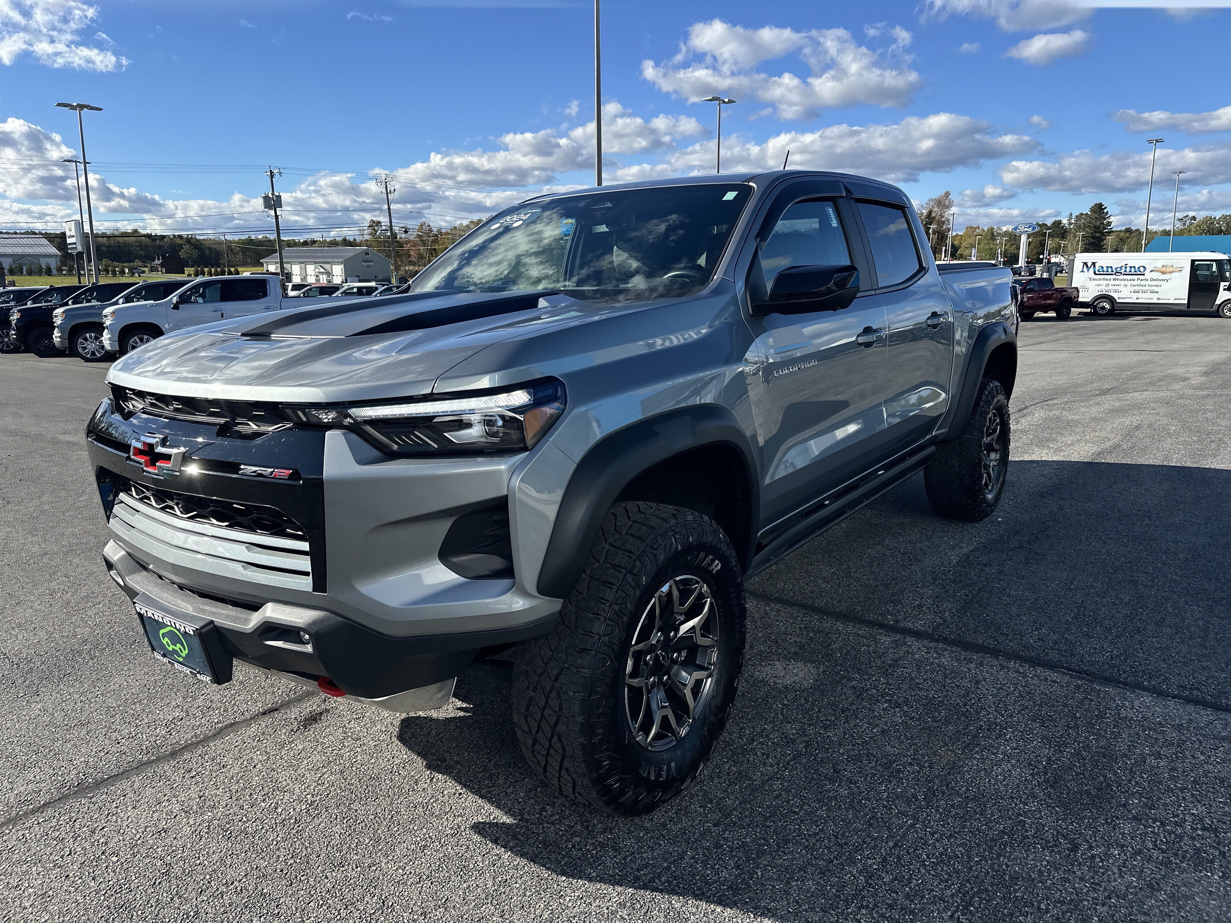 Certified 2024 Chevrolet Colorado ZR2 w/ ZR2 Convenience Package III AWD/4WD image 3