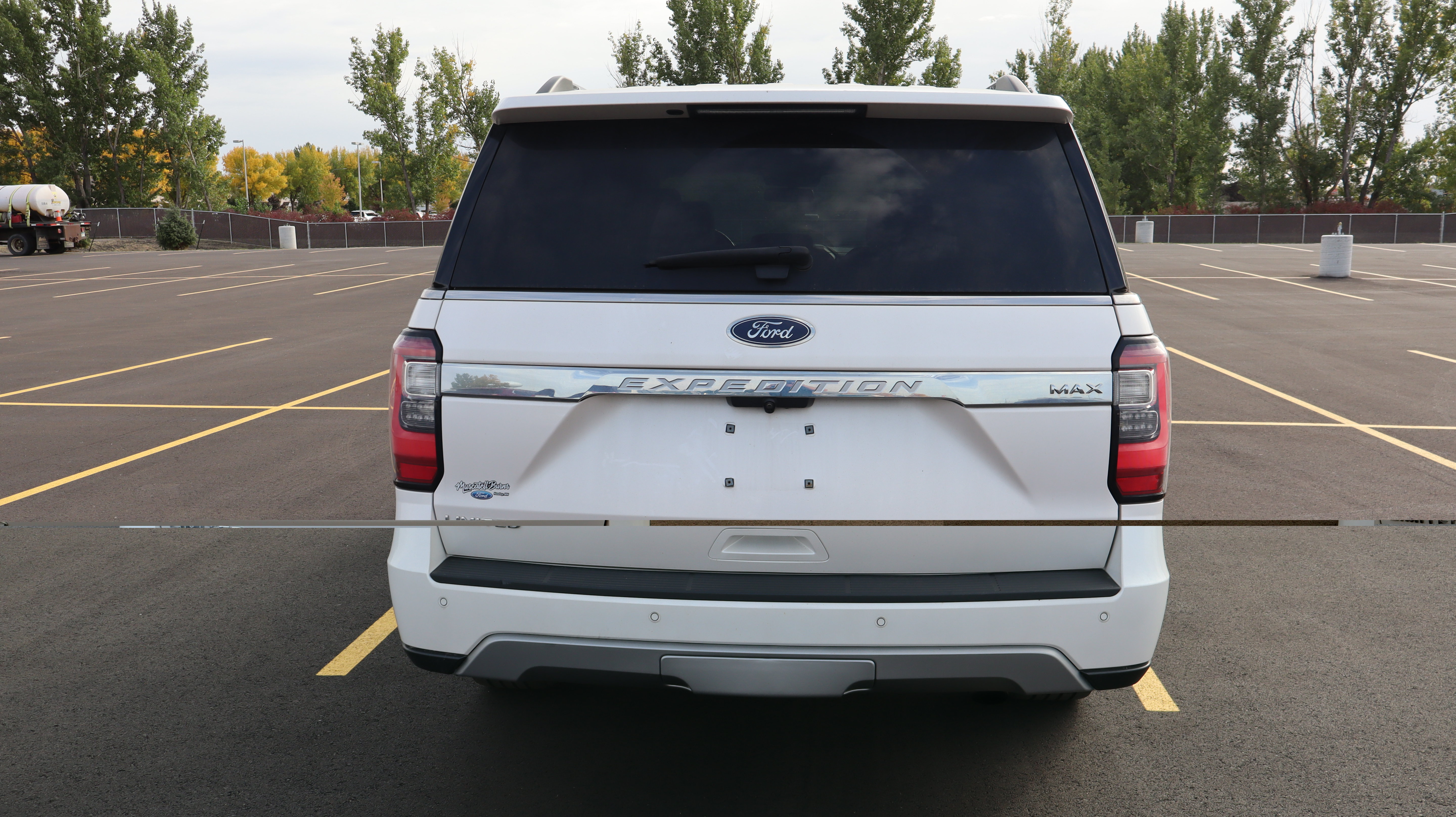 Used 2019 Ford Expedition Max Limited w/ Equipment Group 301A AWD/4WD image 5