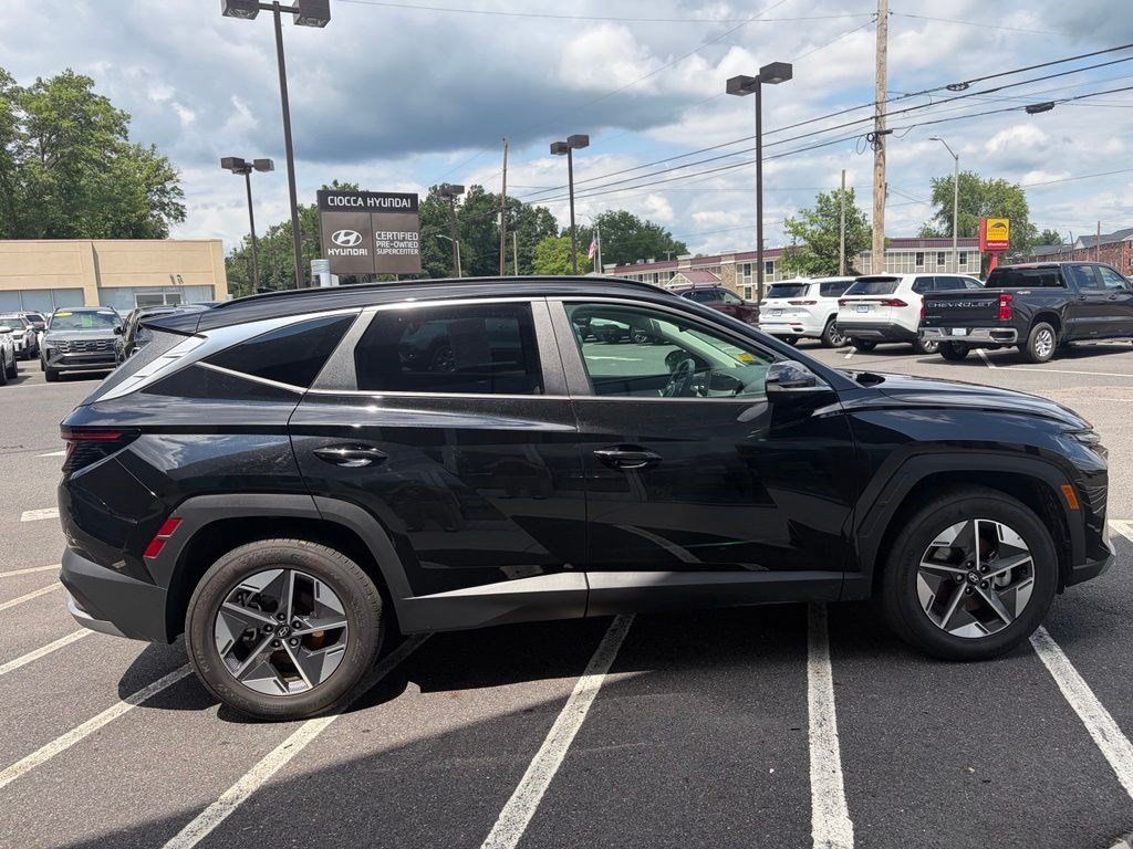 Certified 2025 Hyundai Tucson SEL AWD/4WD image 3