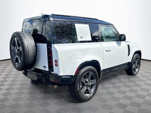 Used 2023 Land Rover Defender 90 X-Dynamic SE image 6