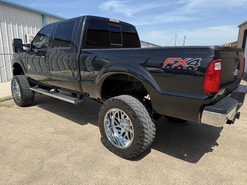 Used 2014 Ford F250 Lariat w/ Chrome Package image 10