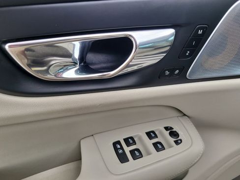 Used 2019 Volvo S60 T6 Inscription AWD/4WD image 16