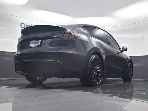 Used 2022 Tesla Model Y Performance AWD/4WD image 40