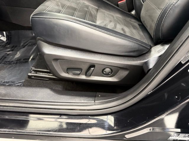 Used 2024 Mitsubishi Outlander SE AWD/4WD image 13