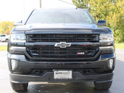 Used 2018 Chevrolet Silverado 1500 LTZ Z71 w/ LTZ Plus Package image 2