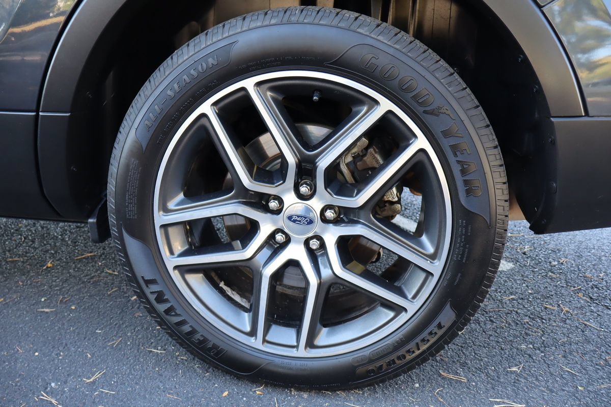 Used 2017 Ford Explorer Sport AWD/4WD image 44