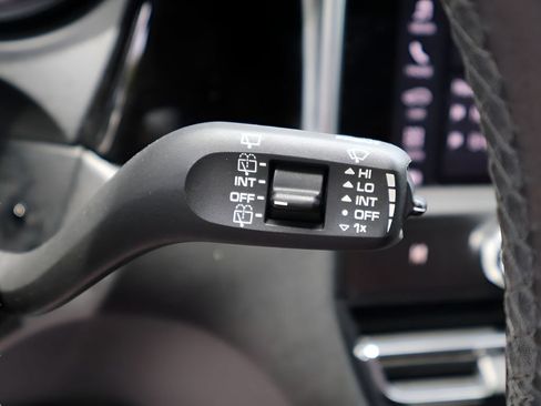 Used 2023 Porsche Macan S AWD/4WD image 31