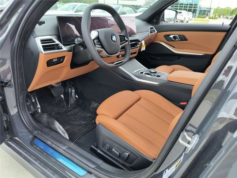 New 2026 BMW 330i Sedan w/ Premium Package RWD image 2