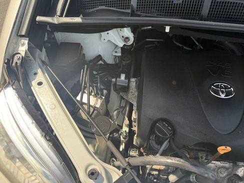 Used 2018 Toyota Sienna XLE w/ XLE Navigation Package AWD/4WD image 55