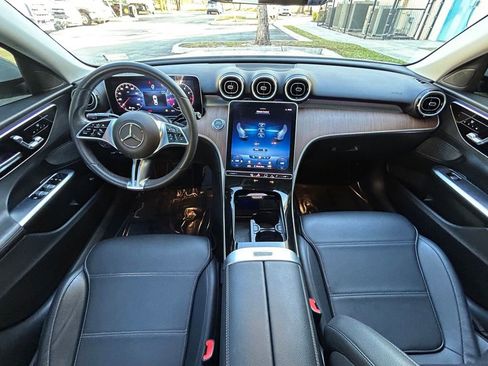 Used 2022 Mercedes-Benz C 300 Sedan image 10