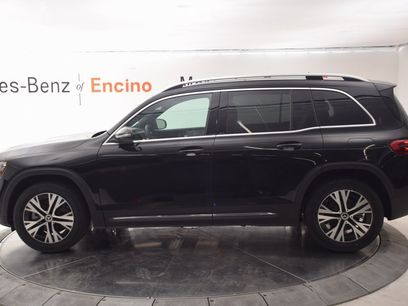 New 2025 Mercedes-Benz GLB 250