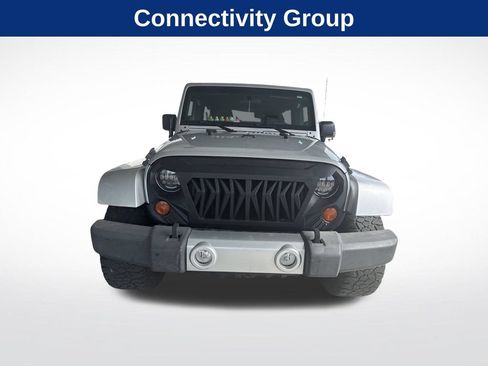 Used 2012 Jeep Wrangler Unlimited Sahara w/ Dual Top Group AWD/4WD image 3