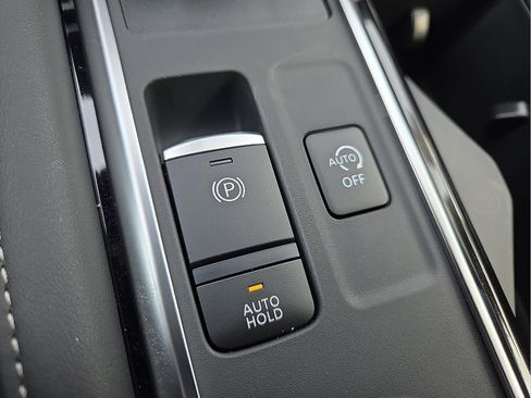 New 2026 Nissan Pathfinder SV image 22