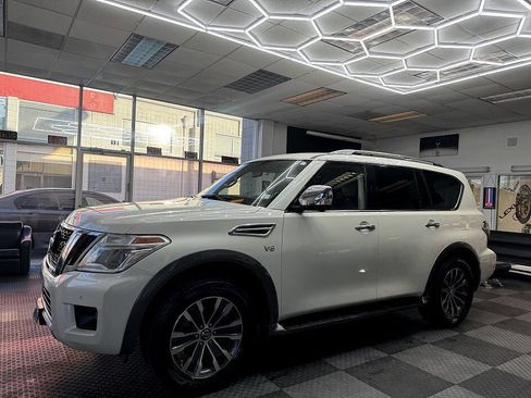 Used 2018 Nissan Armada SL AWD/4WD image 1