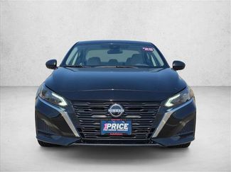 Used 2025 Nissan Altima 2.5 SV FWD video 2