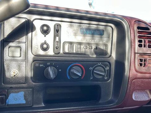 Used 1997 GMC Sierra 3500 SL w/ Snow Plow Prep Pkg image 18