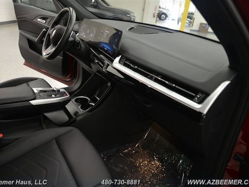 Used 2024 BMW X2 xDrive28i image 21