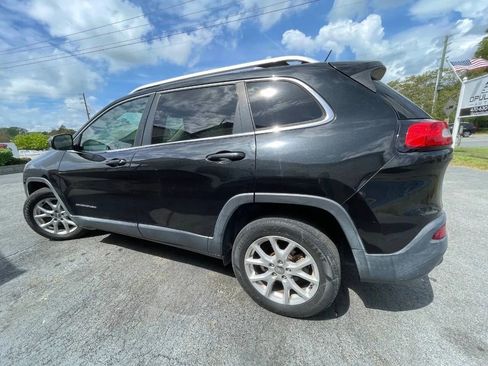 Used 2015 Jeep Cherokee Latitude image 8