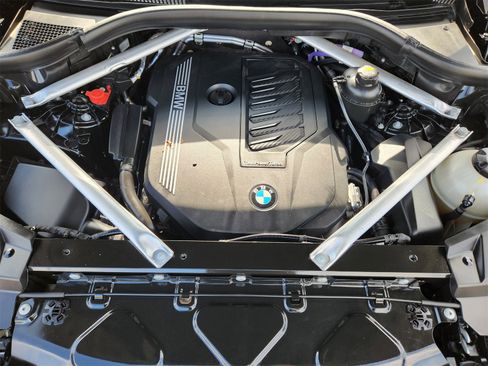 Used 2023 BMW X5 sDrive40i image 30