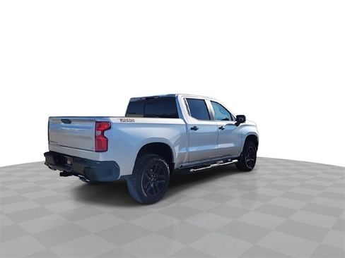 Certified 2022 Chevrolet Silverado 1500 LT Trail Boss w/ Convenience Package II image 8