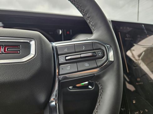 New 2026 GMC Yukon Elevation AWD/4WD image 13
