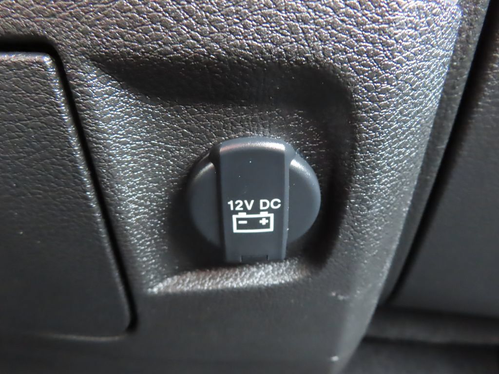Used 2019 RAM 1500 Express w/ Wheel & Sound Group AWD/4WD image 9