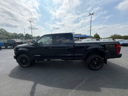 Used 2022 Ford F350 Lariat w/ Black Appearance Package AWD/4WD image 25