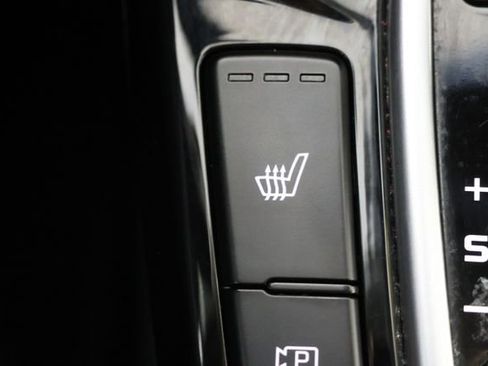 Used 2024 Kia Seltos EX AWD/4WD image 16
