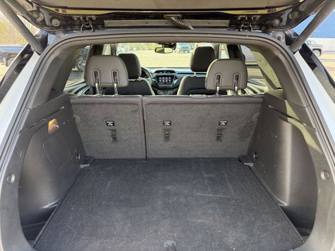 Used 2022 Chevrolet TrailBlazer RS w/ Sun and Liftgate Package image 36