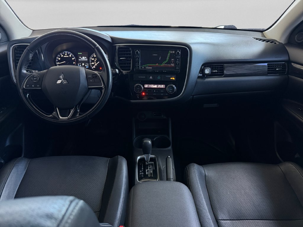 Used 2016 Mitsubishi Outlander SEL FWD image 15
