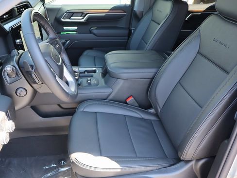 New 2026 GMC Sierra 1500 Denali image 13