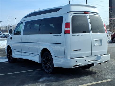 New 2026 Chevrolet Express 2500 w/ Driver Convenience Package image 4