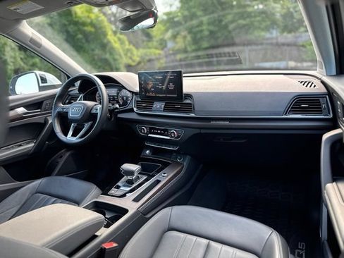 Used 2023 Audi Q5 2.0T Premium Plus w/ Premium Plus Package AWD/4WD image 19