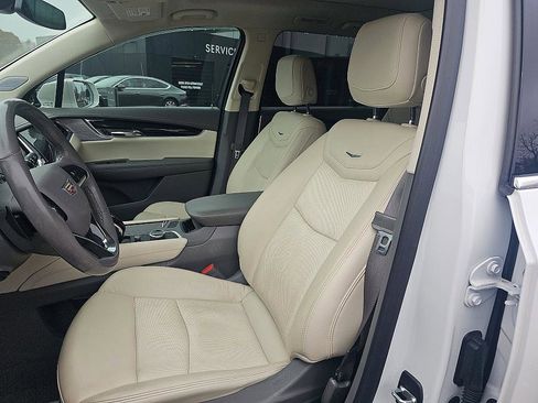 Used 2020 Cadillac XT6 Premium Luxury image 16