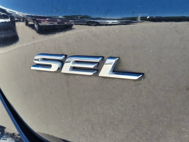 Used 2024 Ford Edge SEL AWD/4WD image 9