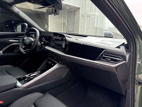 New 2025 Audi SQ5 Premium Plus image 15