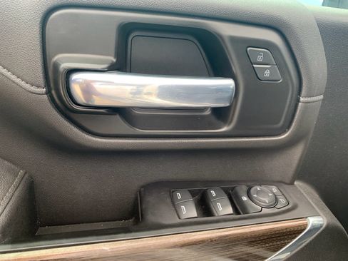 Used 2022 Chevrolet Silverado 2500 LT AWD/4WD image 12