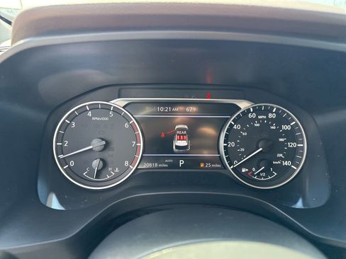 Used 2023 Nissan Rogue SV AWD/4WD image 16