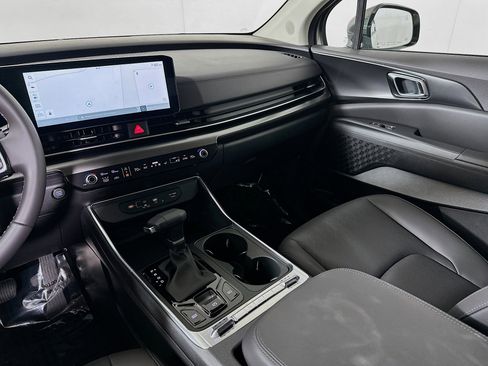 New 2026 Kia Carnival SX w/ SX Dark Edition Package image 24