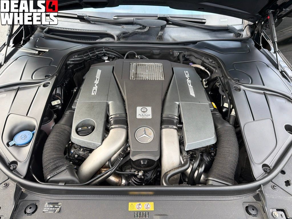 Used 2015 Mercedes-Benz S 63 AMG 4MATIC Sedan w/ Executive Rear Seat Package image 24