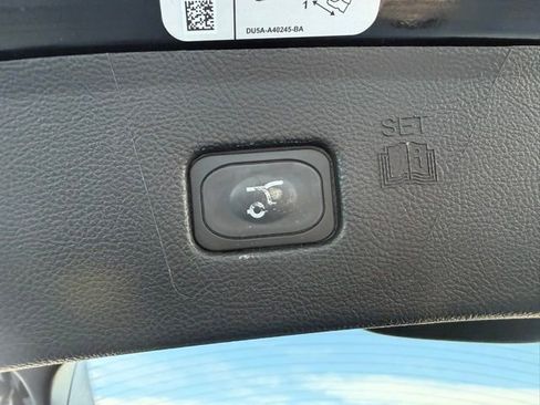 Used 2018 Ford Edge SEL w/ Equipment Group 201A image 12