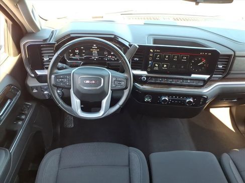 Certified 2024 GMC Sierra 1500 SLE image 15