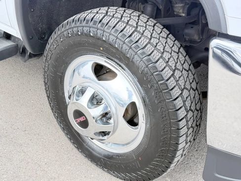 Used 2019 GMC Sierra 3500 SLT w/ Duramax Plus Package AWD/4WD image 21