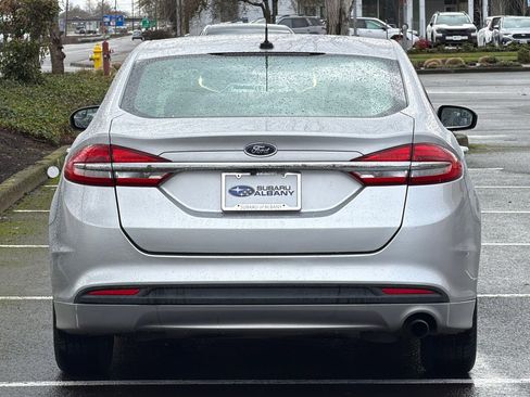 Used 2018 Ford Fusion S image 5