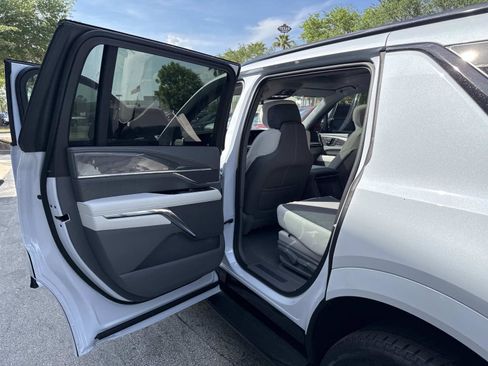 New 2026 Cadillac Escalade IQL Sport 1 w/ LPO, Floor Liner Package AWD/4WD image 13