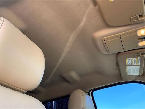 Used 2015 Ford F250 Lariat w/ Chrome Package image 13