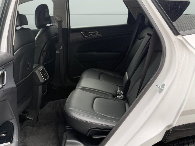 Used 2024 Kia Sportage SX FWD image 28