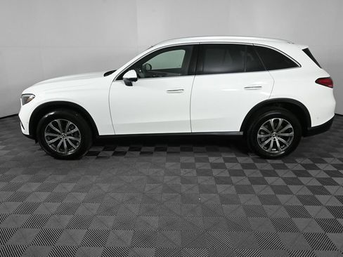 Used 2026 Mercedes-Benz GLC 300 4MATIC image 3