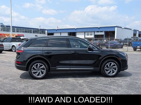Used 2024 Lincoln Corsair AWD w/ Equipment Group 101A image 9